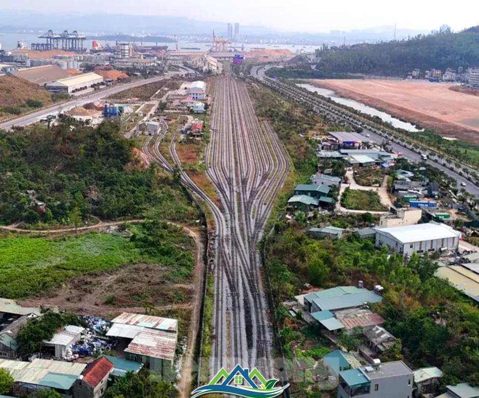 Nhen nhóm hy vọng hồi sinh tuyến đường sắt ‘treo’ gần 15 năm Nhen nhóm hy vọng hồi sinh tuyến đường sắt ‘treo’ gần 15 năm