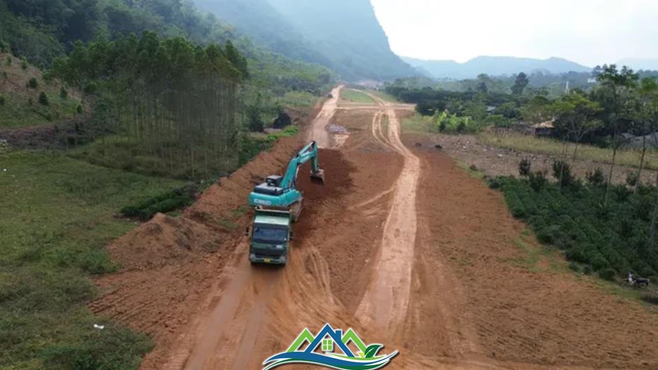 Nhiều bộ ngành, địa phương giải ngân đầu tư công kiểu 'rùa bò' Nhiều bộ ngành, địa phương giải ngân đầu tư công kiểu 'rùa bò'
