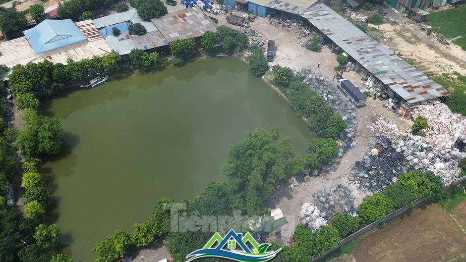 Nhiều công trình vi phạm đất đai, trật tự xây dựng ở Hà Nội chưa được xử lý dứt điểm Nhiều công trình vi phạm đất đai, trật tự xây dựng ở Hà Nội chưa được xử lý dứt điểm