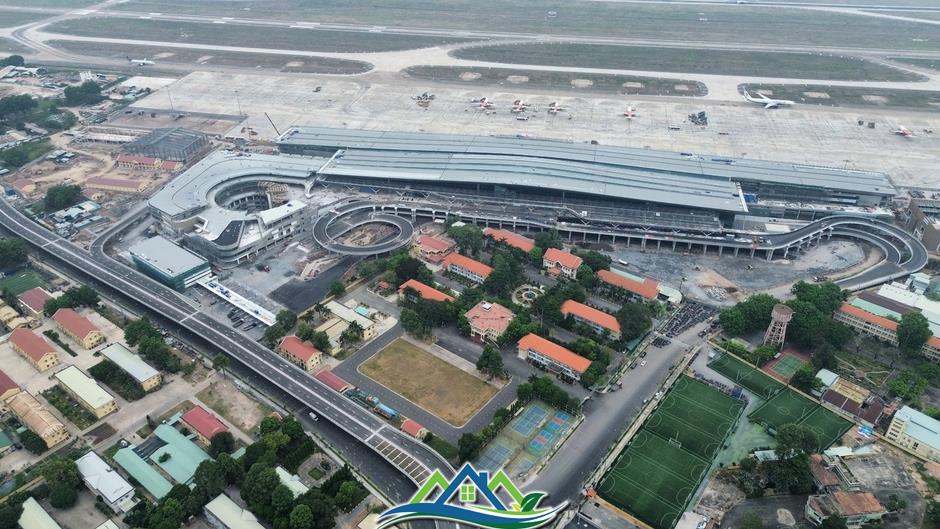 Nhiều giải pháp giảm ùn ứ cho khu vực trước Nhà ga T3 Nhiều giải pháp giảm ùn ứ cho khu vực trước Nhà ga T3