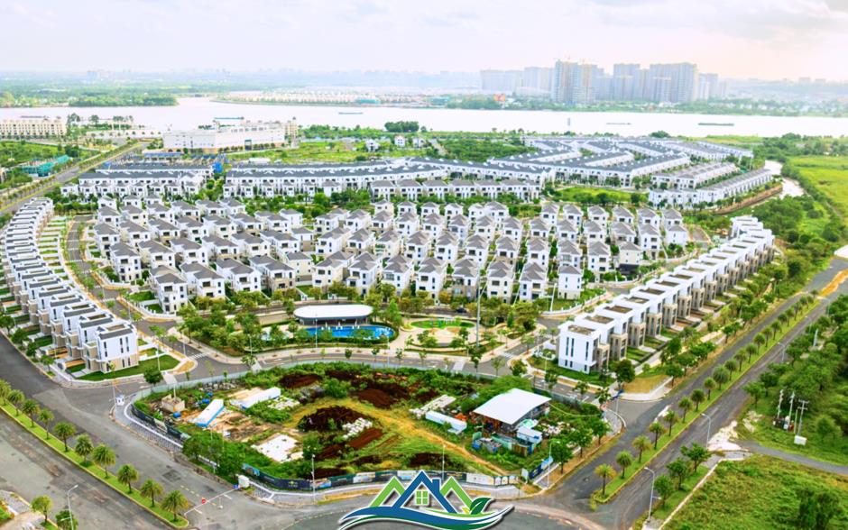 Nợ thuế, em trai Chủ tịch Tập đoàn Novaland có nguy cơ bị hoãn xuất cảnh trong vòng 30 ngày tới Nợ thuế, em trai Chủ tịch Tập đoàn Novaland có nguy cơ bị hoãn xuất cảnh trong vòng 30 ngày tới