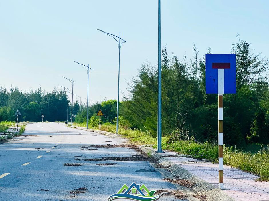 Oái oăm tuyến đường tiền tỷ thi công dang dở, cụt hai đầu Oái oăm tuyến đường tiền tỷ thi công dang dở, cụt hai đầu