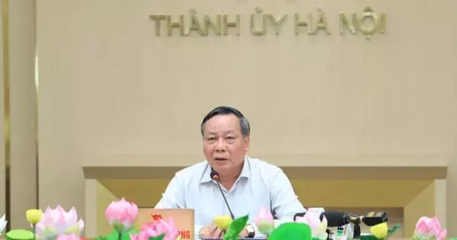 Phó Bí thư Thường trực Thành uỷ Hà Nội: 