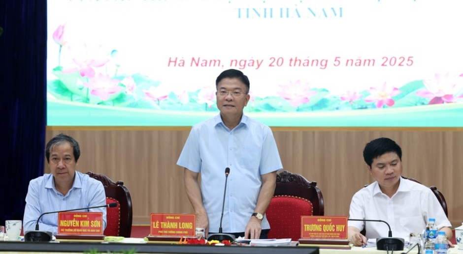Phó Thủ tướng Lê Thành Long làm việc với tỉnh Hà Nam về triển khai dự án xây dựng Khu Đại học Nam Cao Phó Thủ tướng Lê Thành Long làm việc với tỉnh Hà Nam về triển khai dự án xây dựng Khu Đại học Nam Cao