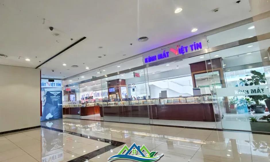Phớt lờ 'lệnh' đình chỉ, loạt cửa hàng vẫn hoạt động tại chung cư Discovery Complex Phớt lờ 'lệnh' đình chỉ, loạt cửa hàng vẫn hoạt động tại chung cư Discovery Complex