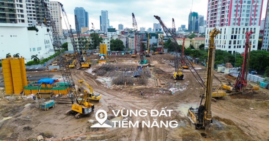 Quá nhanh: Khu đất 3 mặt tiền ở Hà Nội bỏ hoang nhiều năm lập tức thành đại công trường khi sang tay Sun Group