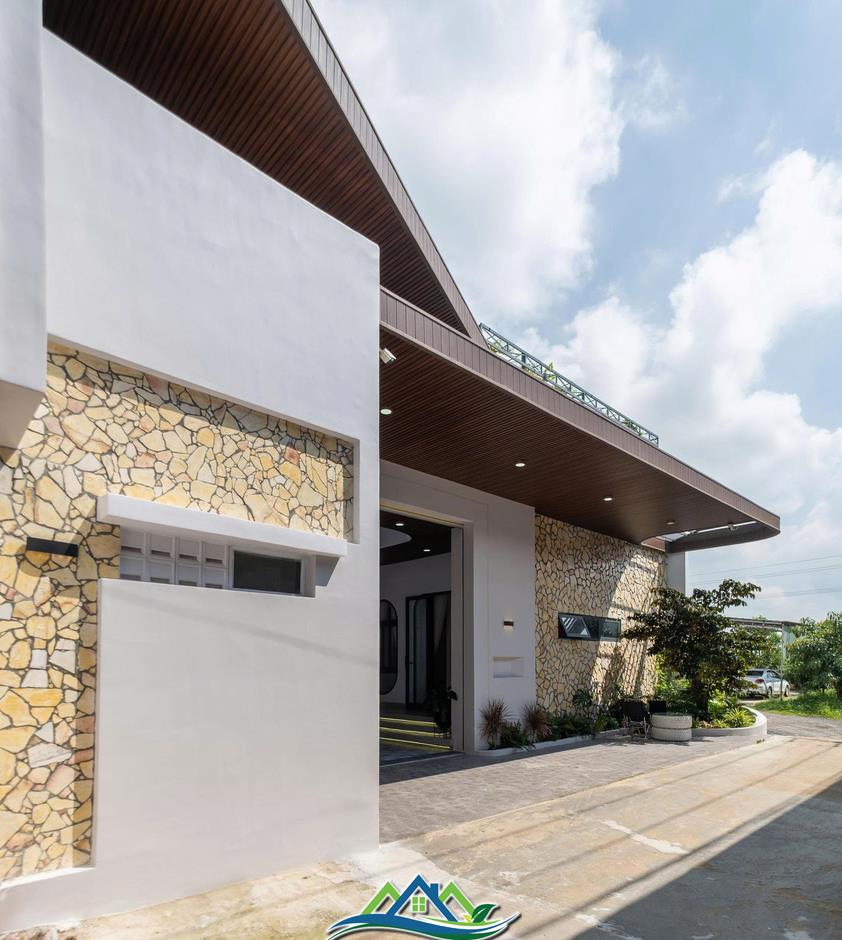 Quá trình 'biến đổi' không gian mới tiện nghi rộng 146m2 tại Phan Thiết Quá trình 'biến đổi' không gian mới tiện nghi rộng 146m2 tại Phan Thiết