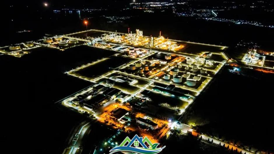 Quảng Ngãi bàn giao gần 38 ha đất cho dự án mở rộng Nhà máy Lọc dầu Dung Quất Quảng Ngãi bàn giao gần 38 ha đất cho dự án mở rộng Nhà máy Lọc dầu Dung Quất