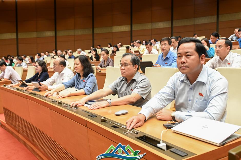 Quốc hội thông qua loạt chính sách đặc thù phát triển nhà ở xã hội Quốc hội thông qua loạt chính sách đặc thù phát triển nhà ở xã hội