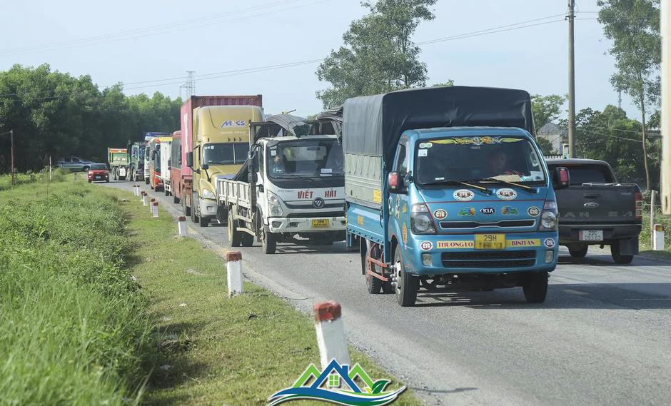Quốc lộ 12C kết nối cao tốc ở Hà Tĩnh hư hỏng nặng Quốc lộ 12C kết nối cao tốc ở Hà Tĩnh hư hỏng nặng