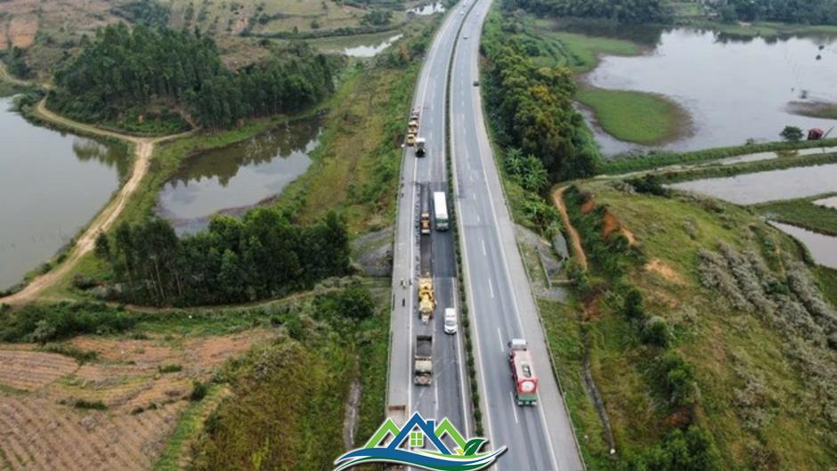 Sắp đại tu toàn tuyến cao tốc Nội Bài - Lào Cai