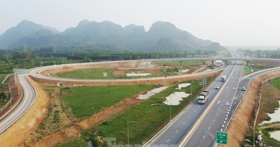 Sắp thu phí 5 tuyến cao tốc do nhà nước đầu tư