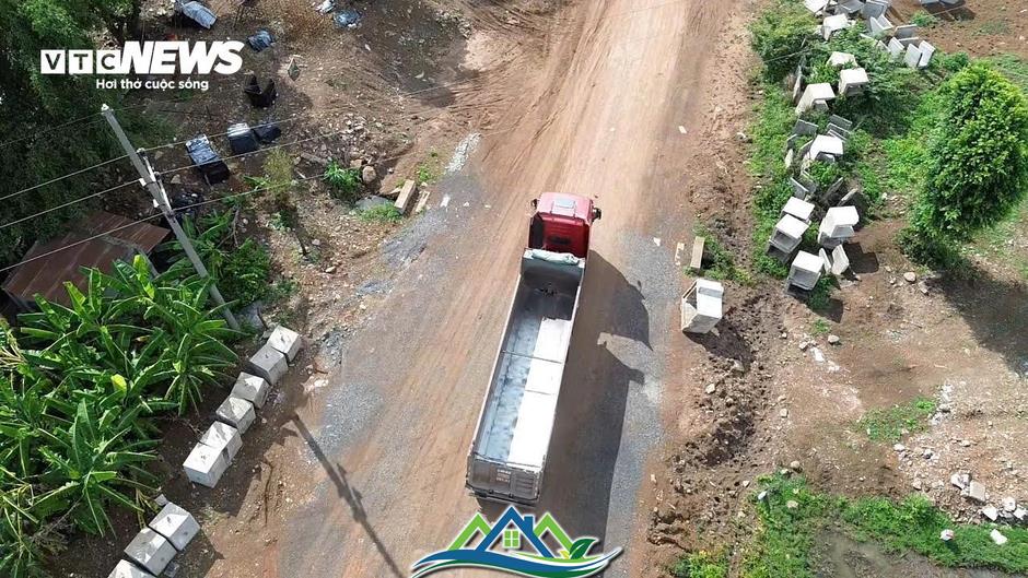 Sau 5 năm khởi công, đường Hồ Chí Minh đoạn tránh Buôn Ma Thuột vẫn còn dang dở Sau 5 năm khởi công, đường Hồ Chí Minh đoạn tránh Buôn Ma Thuột vẫn còn dang dở