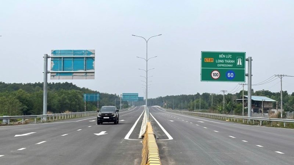 Sau sáp nhập: Long An và Tây Ninh đẩy mạnh hạ tầng, mở rộng không gian phát triển kinh tế, thị trường bất động sản hưởng lợi Sau sáp nhập: Long An và Tây Ninh đẩy mạnh hạ tầng, mở rộng không gian phát triển kinh tế, thị trường bất động sản hưởng lợi