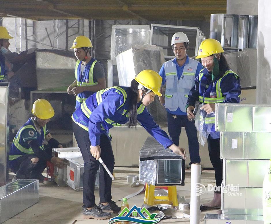 Siêu dự án 16 tỷ USD lớn nhất Việt Nam: 14.000 nhân lực vào guồng sau ‘tối hậu thư’ của Thủ tướng Siêu dự án 16 tỷ USD lớn nhất Việt Nam: 14.000 nhân lực vào guồng sau ‘tối hậu thư’ của Thủ tướng