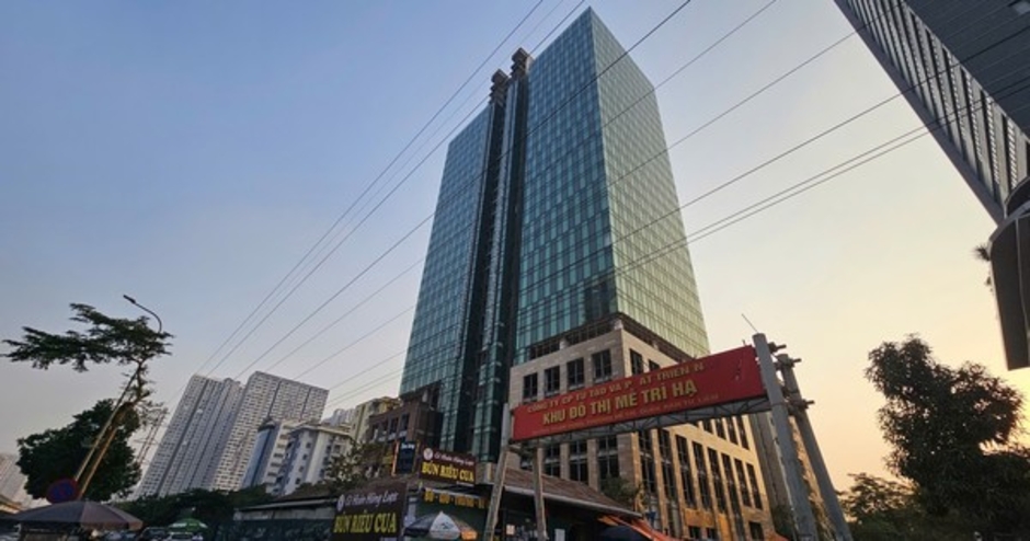 Tận thấy những tòa cao ốc 