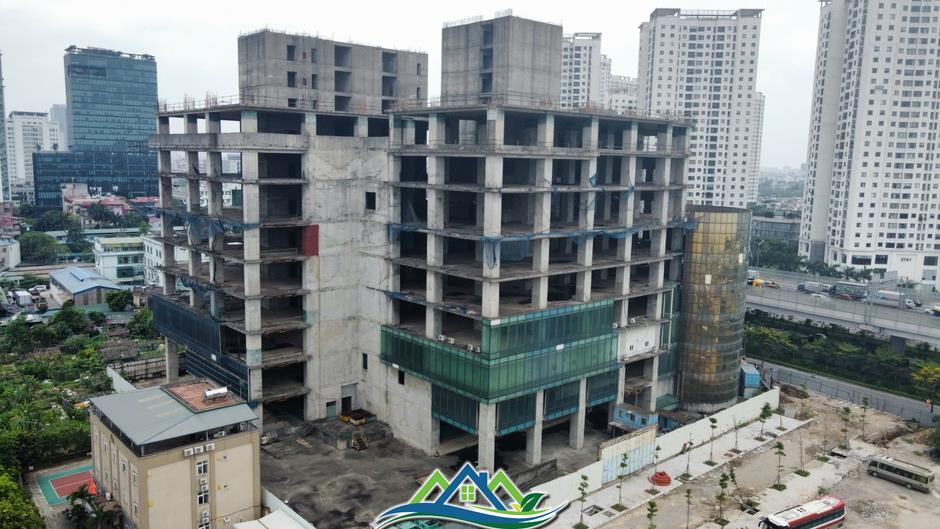 Tận thấy những tòa cao ốc 'chết yểu', bỏ hoang ở Hà Nội Tận thấy những tòa cao ốc 'chết yểu', bỏ hoang ở Hà Nội