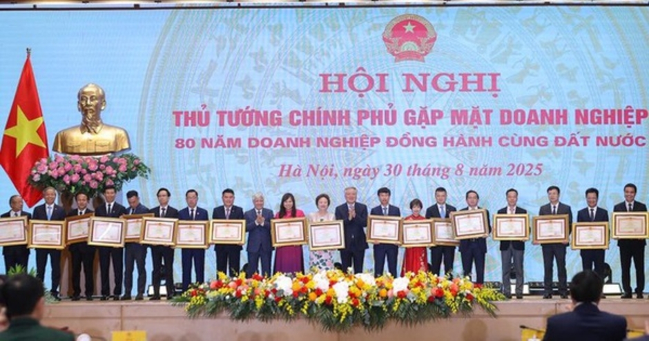 Tập đoàn Geleximco, Sun Group, BRG và loạt doanh nghiệp lớn nhận bằng khen của Thủ tướng Chính phủ