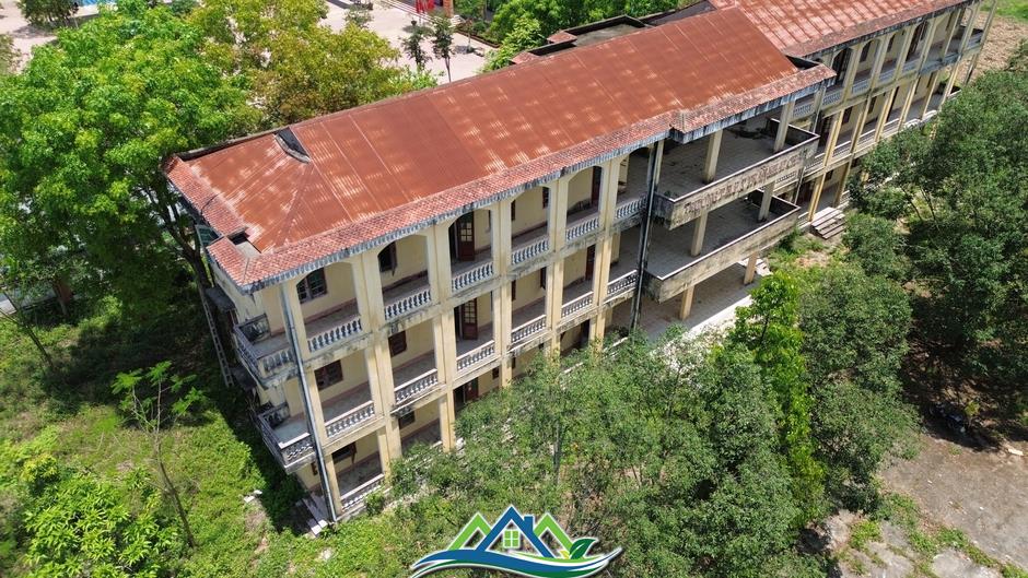 Thanh Hóa: Sau giải thể, trường học trên đất vàng bỏ hoang, đổ nát Thanh Hóa: Sau giải thể, trường học trên đất vàng bỏ hoang, đổ nát