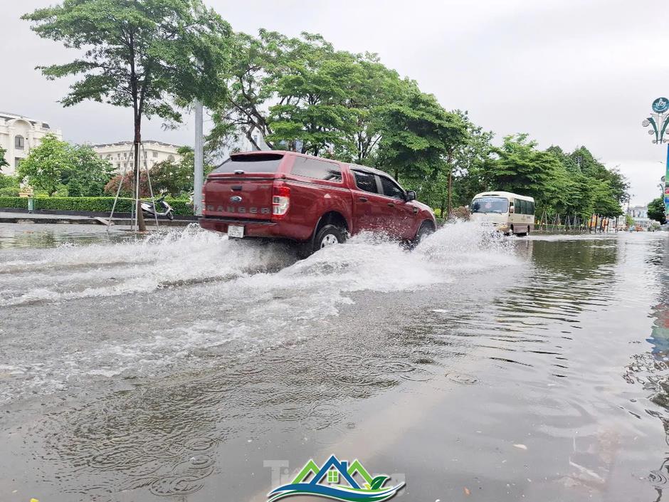 Thành phố Bắc Giang chìm trong 'biển nước' Thành phố Bắc Giang chìm trong 'biển nước'