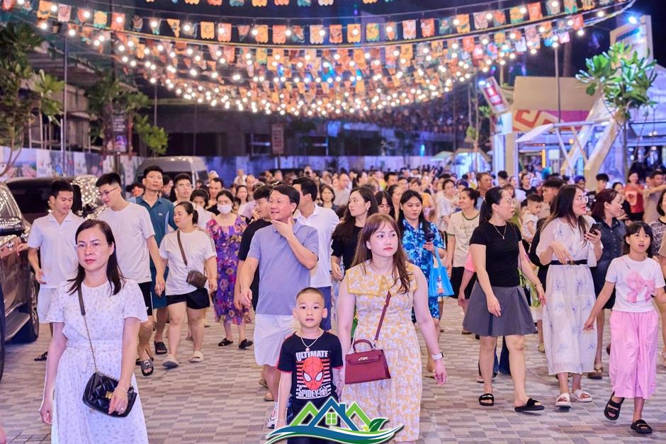 The Xanh 2: Bốn góc nhìn triệu đô – Một chuẩn sống quốc tế The Xanh 2: Bốn góc nhìn triệu đô – Một chuẩn sống quốc tế