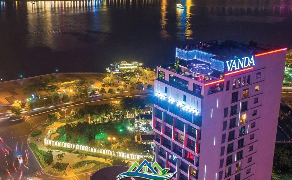 Thêm khách sạn ven biển Đà Nẵng bị phạt gần trăm triệu đồng