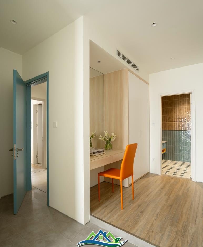 Thiết kế căn hộ 144m2 với gam màu tươi sáng khởi tạo năng lượng tích cực cho gia chủ Thiết kế căn hộ 144m2 với gam màu tươi sáng khởi tạo năng lượng tích cực cho gia chủ
