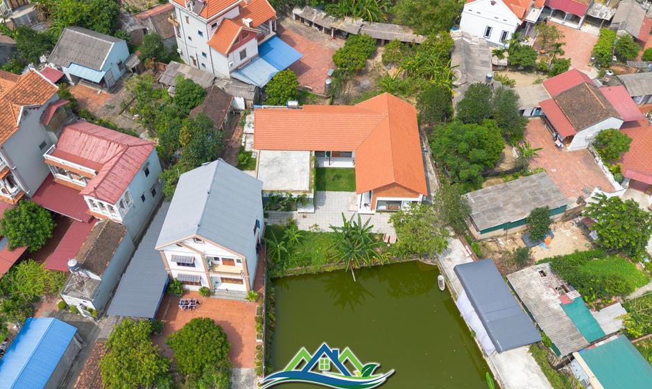 Thiết kế nhà cấp 4 hiện đại vẫn giữ được vườn và ao phía trước Thiết kế nhà cấp 4 hiện đại vẫn giữ được vườn và ao phía trước