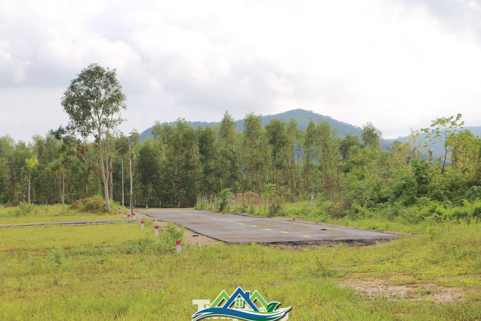 'Thổi giá', gom đất, phân lô bán nền tràn lan sau công bố quy hoạch 'Thổi giá', gom đất, phân lô bán nền tràn lan sau công bố quy hoạch