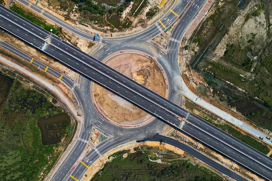 Thông xe gần 30km nối Long An với cảng Hiệp Phước và sân bay Long Thành, nhà đầu tư bắt đầu gom đất Thông xe gần 30km nối Long An với cảng Hiệp Phước và sân bay Long Thành, nhà đầu tư bắt đầu gom đất