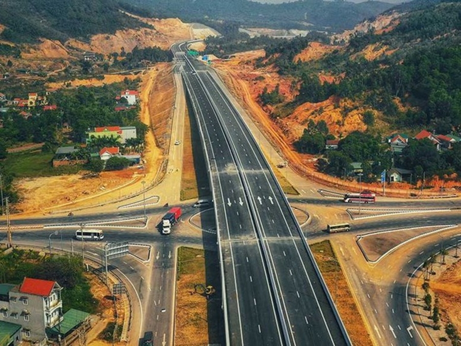 Thủ tướng biểu dương các chủ đầu tư, Ban Quản lý dự án, đơn vị tư vấn, thi công các công trình trọng điểm quốc gia Thủ tướng biểu dương các chủ đầu tư, Ban Quản lý dự án, đơn vị tư vấn, thi công các công trình trọng điểm quốc gia