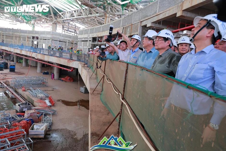 Thủ tướng kiểm tra loạt dự án trọng điểm quốc gia tại phía Nam Thủ tướng kiểm tra loạt dự án trọng điểm quốc gia tại phía Nam
