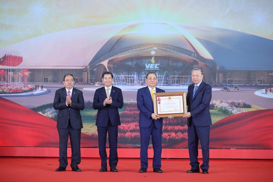 Thủ tướng Phạm Minh Chính: Không khí đặc biệt, khí thế đặc biệt, nỗ lực đặc biệt, sẽ tạo thành quả đặc biệt