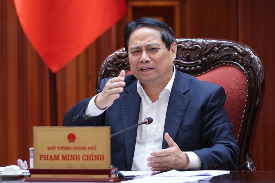 Thủ tướng: Tập trung thông tuyến cao tốc từ Cao Bằng tới Cà Mau trong năm 2025 và nghiên cứu mở rộng trong giai đoạn tới Thủ tướng: Tập trung thông tuyến cao tốc từ Cao Bằng tới Cà Mau trong năm 2025 và nghiên cứu mở rộng trong giai đoạn tới