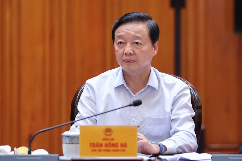 Thủ tướng: Tập trung thông tuyến cao tốc từ Cao Bằng tới Cà Mau trong năm 2025 và nghiên cứu mở rộng trong giai đoạn tới Thủ tướng: Tập trung thông tuyến cao tốc từ Cao Bằng tới Cà Mau trong năm 2025 và nghiên cứu mở rộng trong giai đoạn tới