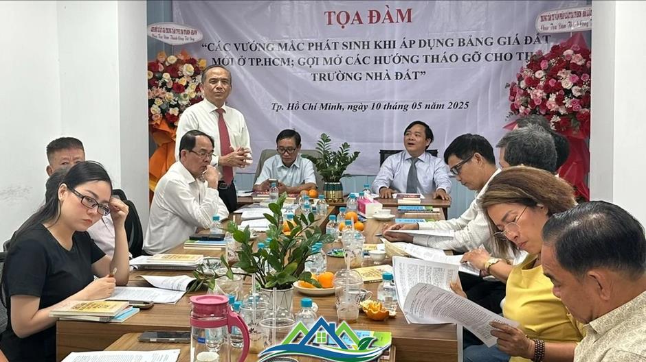 Tiền chuyển mục đích sử dụng đất quá cao, người dân như mua đất lần 2 Tiền chuyển mục đích sử dụng đất quá cao, người dân như mua đất lần 2