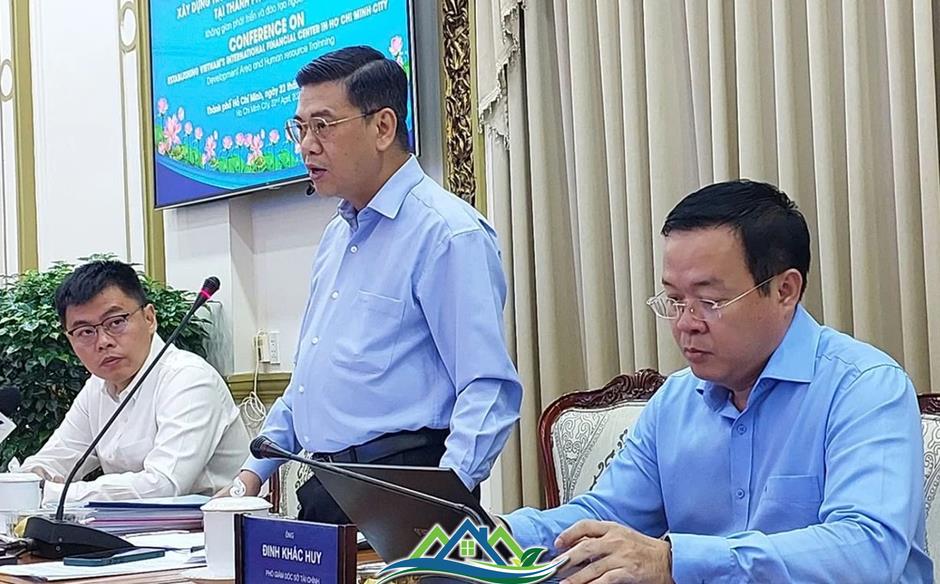 Tìm mô hình Trung tâm Tài chính quốc tế Việt Nam tại TPHCM