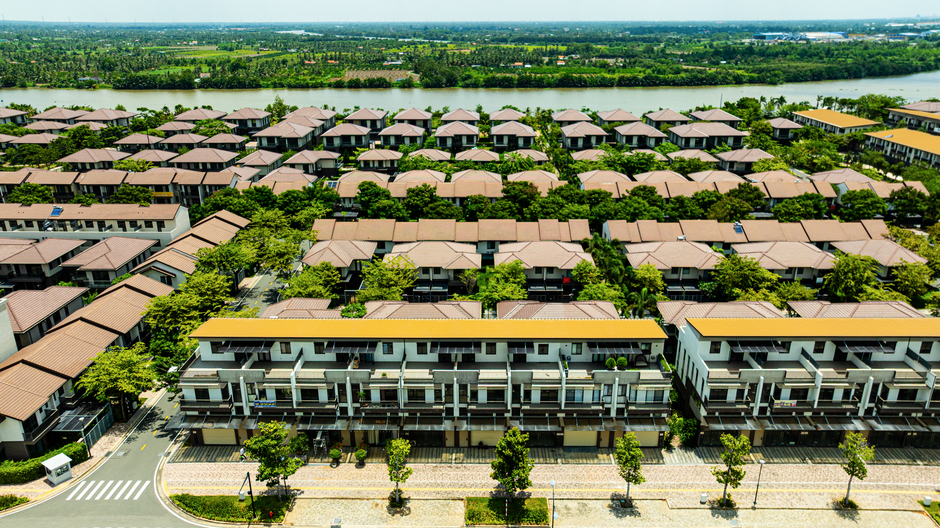 Toàn cảnh đại đô thị lớn nhất của Nam Long: 3 mặt giáp sông, tiện ích đầy đủ, giá chỉ 25 triệu đồng/m2