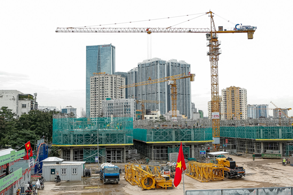 Toàn cảnh dự án hiếm hoi nằm trong vành đai 1 của Vinhomes: Giá bán thấp nhất 78 tỷ đồng/căn, số tầng hầm gần bằng tầng nổi Toàn cảnh dự án hiếm hoi nằm trong vành đai 1 của Vinhomes: Giá bán thấp nhất 78 tỷ đồng/căn, số tầng hầm gần bằng tầng nổi