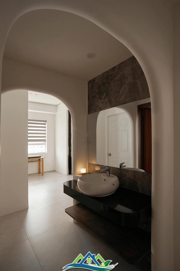 Tối ưu diện tích sử dụng cho căn hộ 64m2 bằng hệ cửa giấu kín