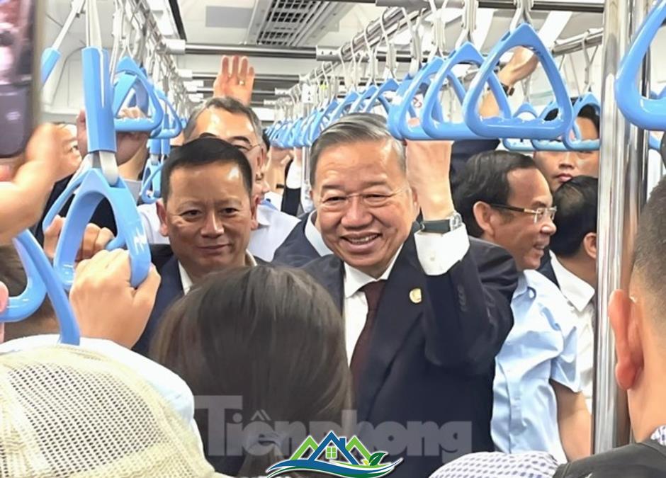 Tổng Bí thư Tô Lâm trải nghiệm tàu metro số 1 TPHCM