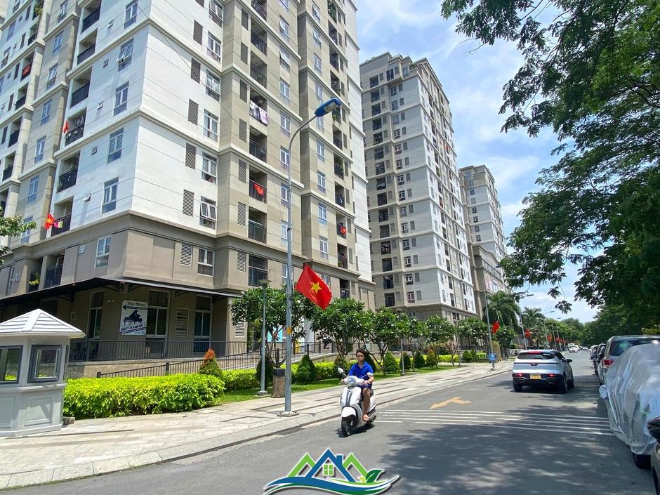 TP HCM: Họp tháo gỡ vướng mắc để cấp sổ hồng cho 108.000 căn hộ