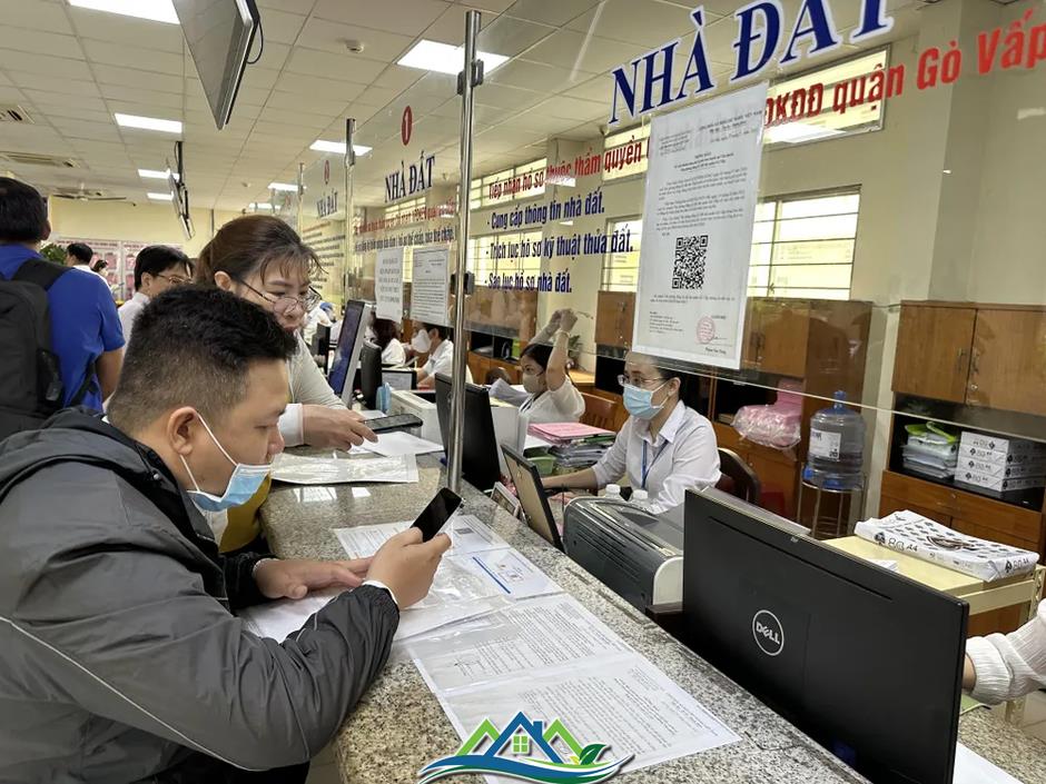 TPHCM: Cấp xã nhận gần 300 hồ sơ liên quan lĩnh vực đất đai TPHCM: Cấp xã nhận gần 300 hồ sơ liên quan lĩnh vực đất đai