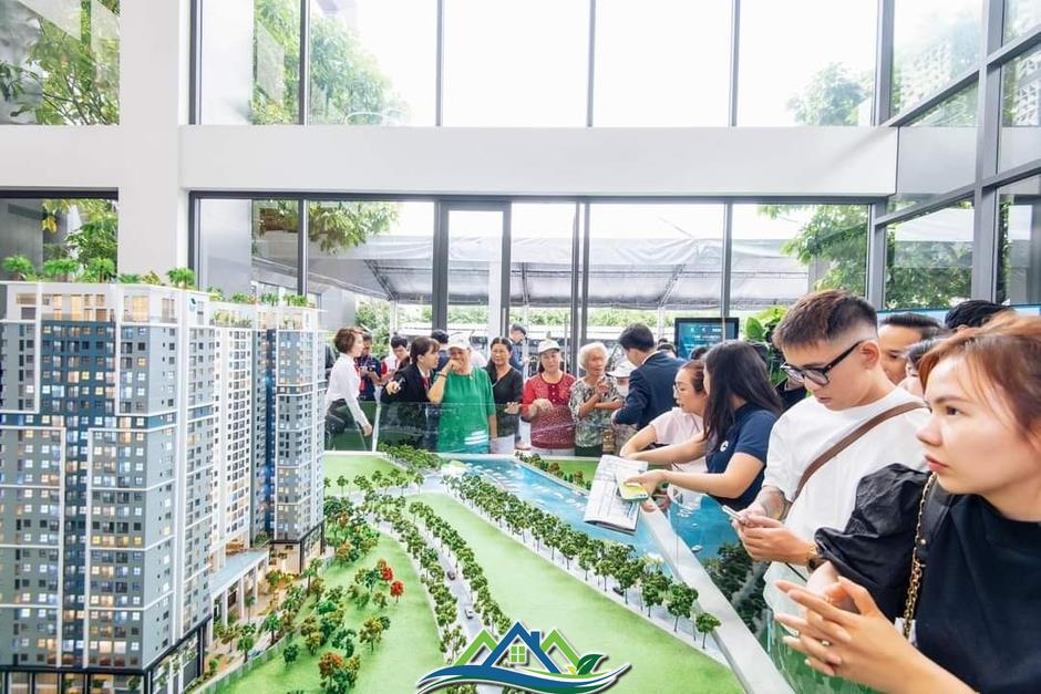 TPHCM: Dự án thương mại 'cháy hàng', nhà ở xã hội vượt tầm tay TPHCM: Dự án thương mại 'cháy hàng', nhà ở xã hội vượt tầm tay