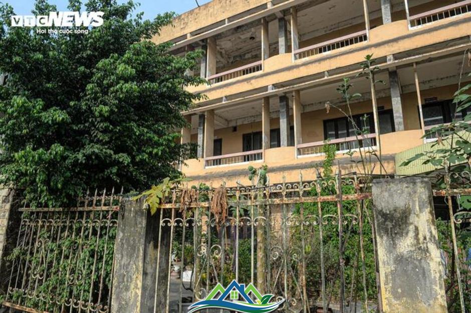 Trụ sở dôi dư sau sáp nhập: Khó chuyển đổi công năng, nên bán thu ngân sách Trụ sở dôi dư sau sáp nhập: Khó chuyển đổi công năng, nên bán thu ngân sách
