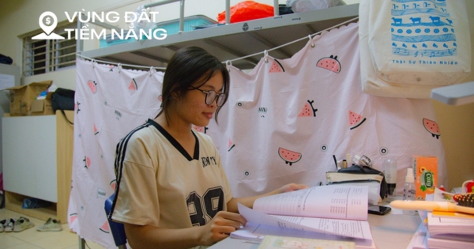 Trụ sở phường mới ở Hà Nội: Nơi tận dụng ký túc xá cũ, nơi là trụ sở quận hơn 400 tỷ vừa xây xong