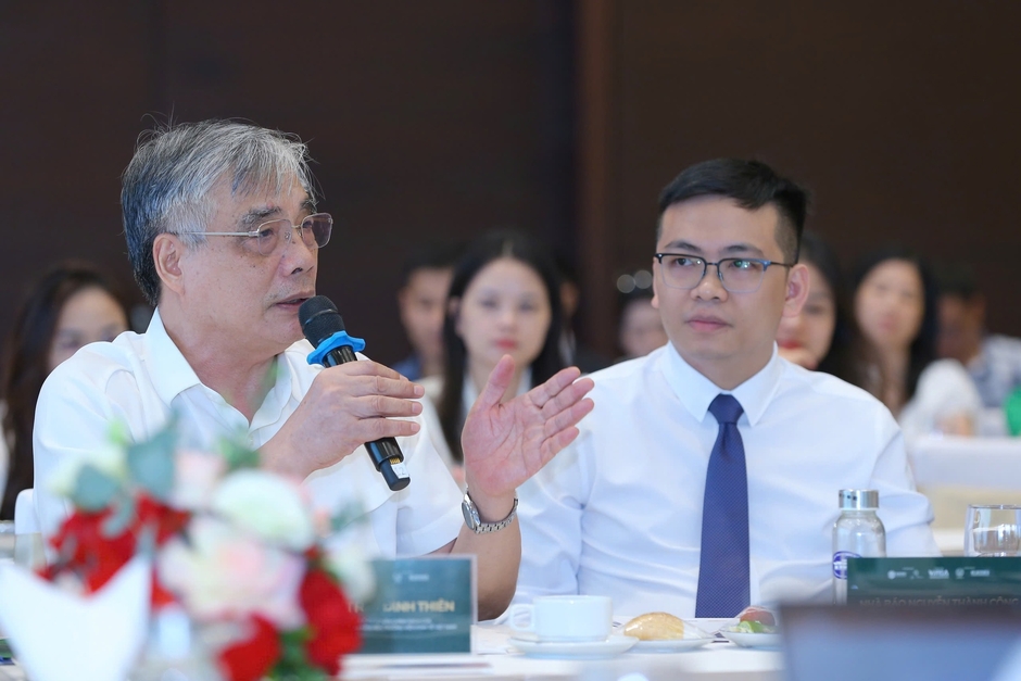 TS. Cấn Văn Lực: Giá bất động sản tại Hà Nội tăng nhanh hơn TP.HCM nhưng dư địa tăng giá sẽ không bằng TP.HCM sau khi sáp nhập TS. Cấn Văn Lực: Giá bất động sản tại Hà Nội tăng nhanh hơn TP.HCM nhưng dư địa tăng giá sẽ không bằng TP.HCM sau khi sáp nhập
