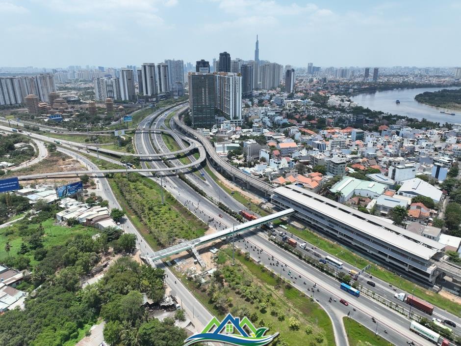 Vận hành gần 5 tháng, metro số 1 vẫn chưa hoàn thiện Vận hành gần 5 tháng, metro số 1 vẫn chưa hoàn thiện