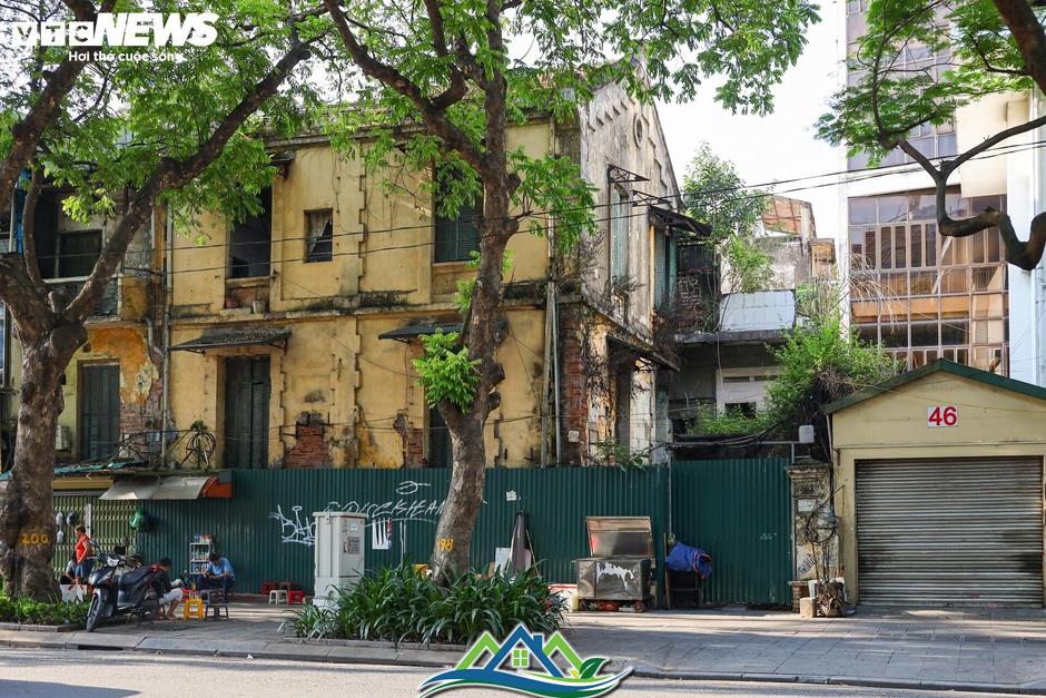 Vẻ đẹp trầm mặc của những biệt thự cổ giữa lòng Hà Nội Vẻ đẹp trầm mặc của những biệt thự cổ giữa lòng Hà Nội