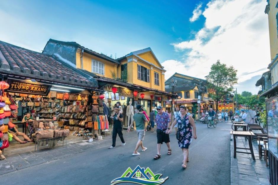 Vì sao khách quốc tế lại mê Hội An đến vậy? Vì sao khách quốc tế lại mê Hội An đến vậy?